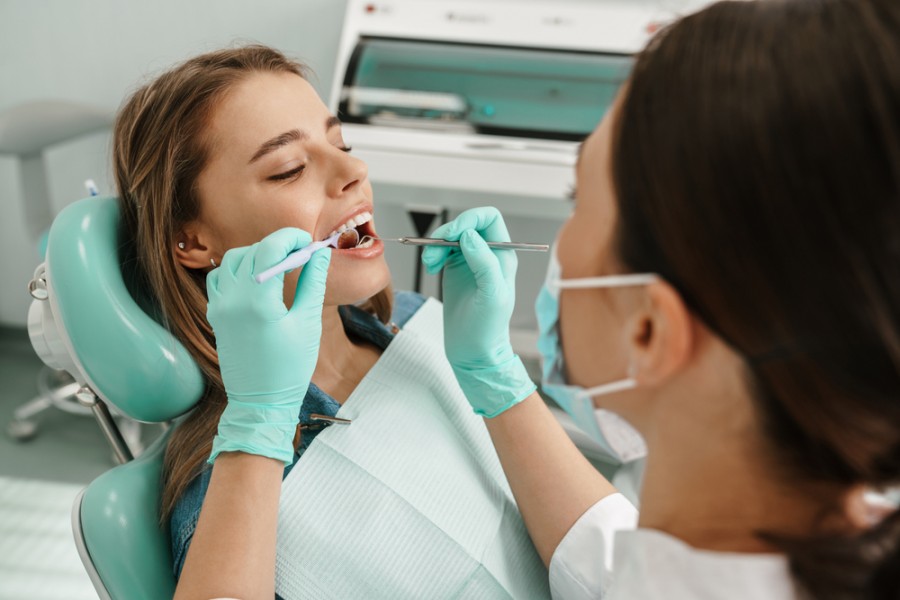 Pourquoi choisir un dentiste conventionné pour vos prochaines consultations ?