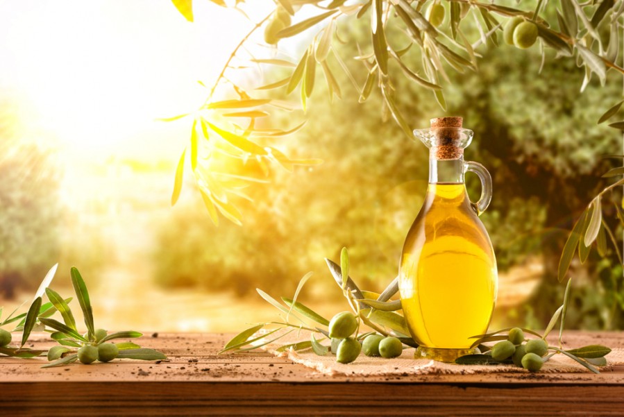 Huile d’olive bio : faut-il consommer uniquement du bio ?