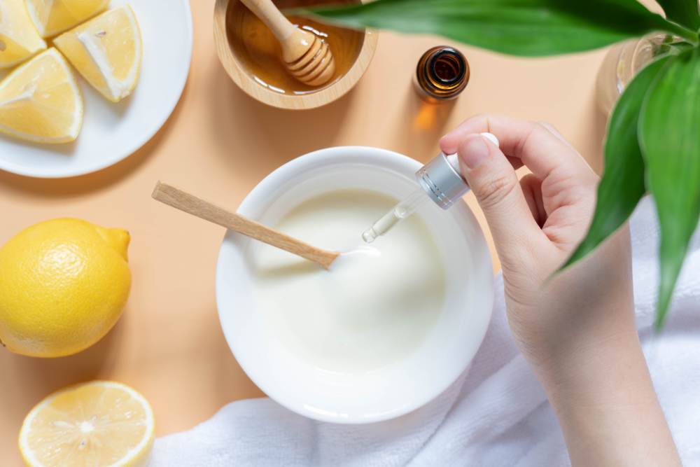 Masque yaourt cheveux : un soin naturel étonnant pour un effet hydratant